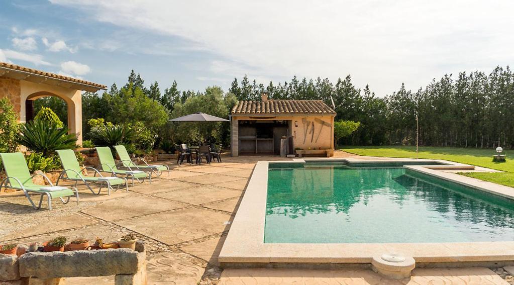 Son Garreta Villa *